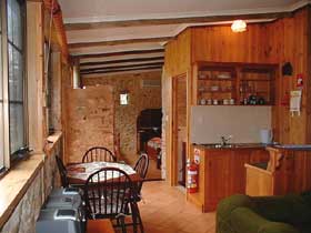 Cape Jervis Cottages - Lightning Ridge Tourism 0