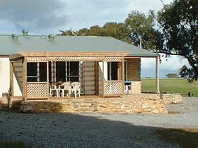 Cape Jervis Cottages - Lightning Ridge Tourism 1