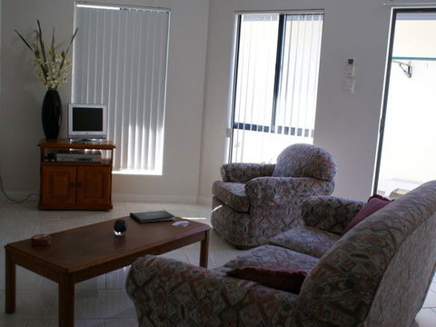 A Good Rest B&B - Lightning Ridge Tourism 3
