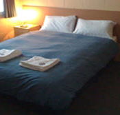 Aalberg Chalet - Lightning Ridge Tourism