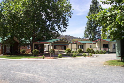 Albury All Seasons Tourist Park - Lightning Ridge Tourism 1