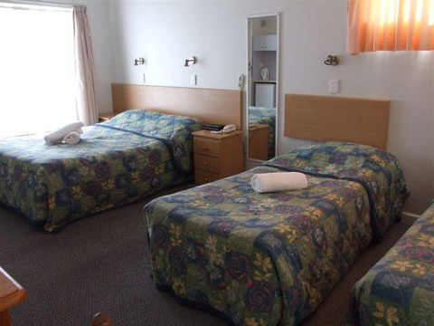 Albury Hume Inn Motel - Lightning Ridge Tourism 6