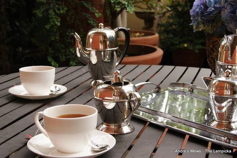 Andre's Mews - Lightning Ridge Tourism 3