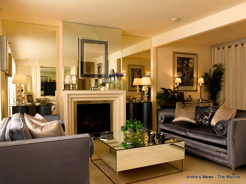 Andre's Mews - Lightning Ridge Tourism 9