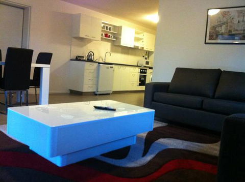 Apex Park Holiday Apartments - Lightning Ridge Tourism 0