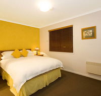 Bindo Creek Cabins - Lightning Ridge Tourism