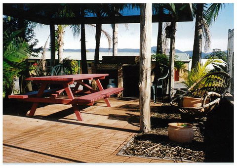 Bulahdelah-Myall Motel - Lightning Ridge Tourism 0