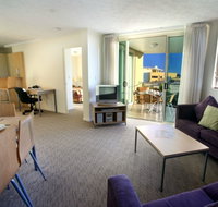 Caloundra Central Apartment Hotel - Lightning Ridge Tourism