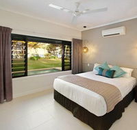 Castaways Resort and Spa Mission Beach - Lightning Ridge Tourism