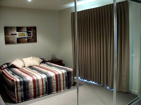 Central Shepparton Apartments - Lightning Ridge Tourism 2