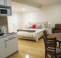 Chapel Woods Bed and Breakfast - Lightning Ridge Tourism