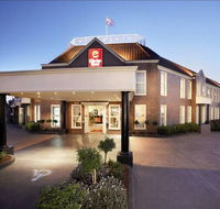 Canterbury International Hotel - Lightning Ridge Tourism
