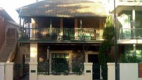 Grandview House Apartments - Glenelg - Lightning Ridge Tourism 3