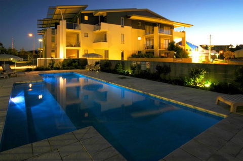 Pacific Marina Apartments - Lightning Ridge Tourism 3