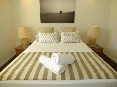 Pacific Marina Apartments - Lightning Ridge Tourism 5