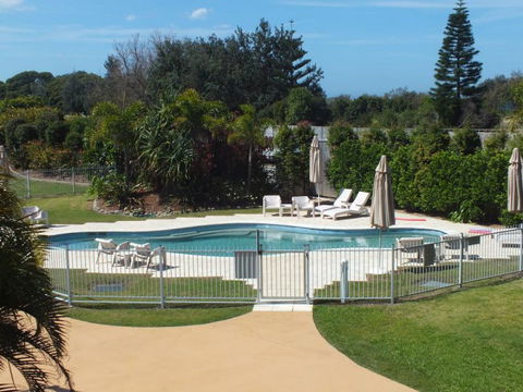 Pacific Marina Apartments - Lightning Ridge Tourism 6
