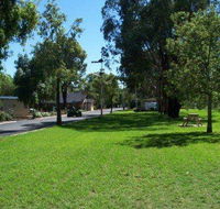Cowra Holiday Park - Lightning Ridge Tourism