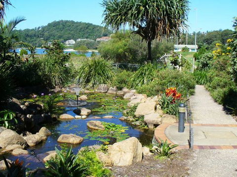 Currumbin Sands Beachfront Apartments - Lightning Ridge Tourism 0