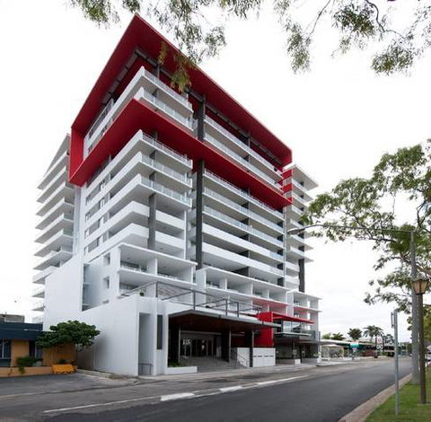 Edge Apartment Hotel - Lightning Ridge Tourism 7