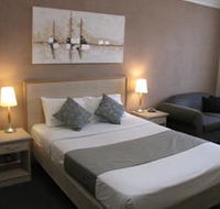 Golf Links Motel - Lightning Ridge Tourism