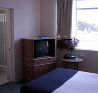 Greenwich Inn Motel - Lightning Ridge Tourism