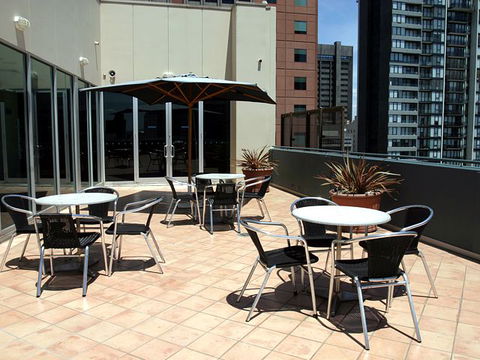 Ibis Melbourne Little Bourke Street - Lightning Ridge Tourism 3