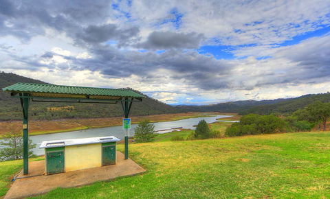 Inland Waters Holiday Park Mookerawa Waters - Lightning Ridge Tourism 0