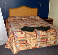 Jadon Place - Lightning Ridge Tourism