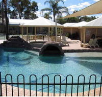 Jolly Swagman Motor Inn - Lightning Ridge Tourism
