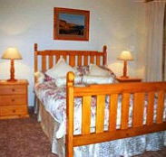 Jupiter Lodge Holiday Apartments - Lightning Ridge Tourism