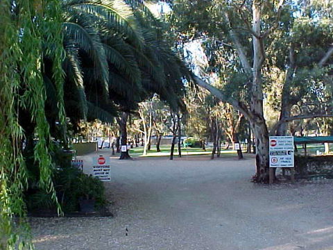 Kingston-On-Murray Caravan Park - Lightning Ridge Tourism 0