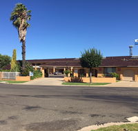 Lakeview Motel - Lightning Ridge Tourism