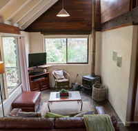 Margaret River Stone Cottages - Lightning Ridge Tourism