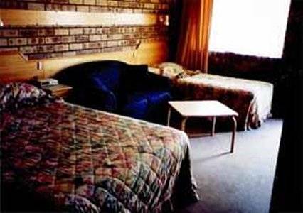 Midtown Inn - Lightning Ridge Tourism 2