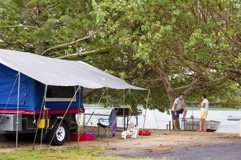 North Coast Holiday Parks Massey Greene - Lightning Ridge Tourism 1