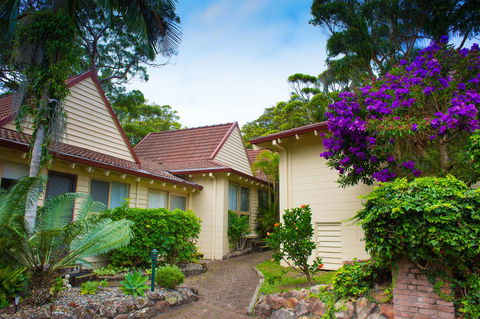 Pacific Palms Resort - Lightning Ridge Tourism 6
