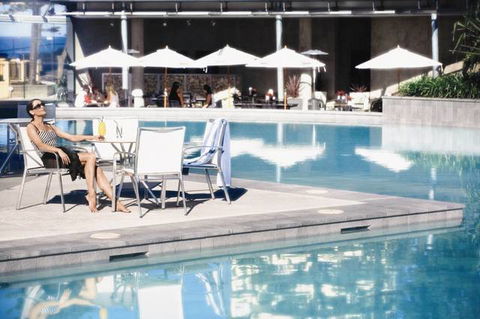 Q1 Resort & Spa - Lightning Ridge Tourism 7