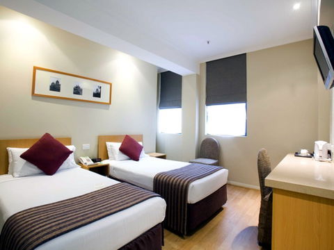 Quality Hotel Batman's Hill On Collins - Lightning Ridge Tourism 0