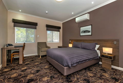 Quality Hotel Bayswater - Lightning Ridge Tourism 4