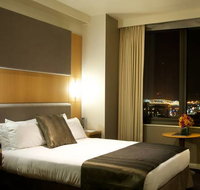 Radisson on Flagstaff Gardens Melbourne - Lightning Ridge Tourism