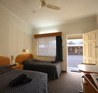 Rest Point Motor Inn and Hereford Steakhouse - Lightning Ridge Tourism