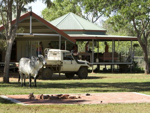 Coodardie Station Stay - Lightning Ridge Tourism 3