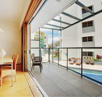 Rolling Surf Resort - Lightning Ridge Tourism