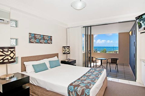 Shearwater Resort - Lightning Ridge Tourism 3