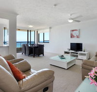 Southern Cross Beachfront Holiday Apartments - Lightning Ridge Tourism