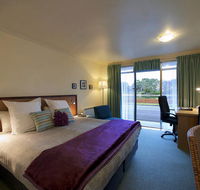 The Waterfront Wynyard - Lightning Ridge Tourism