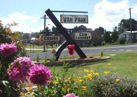 Walcha Caravan Park - Lightning Ridge Tourism 0