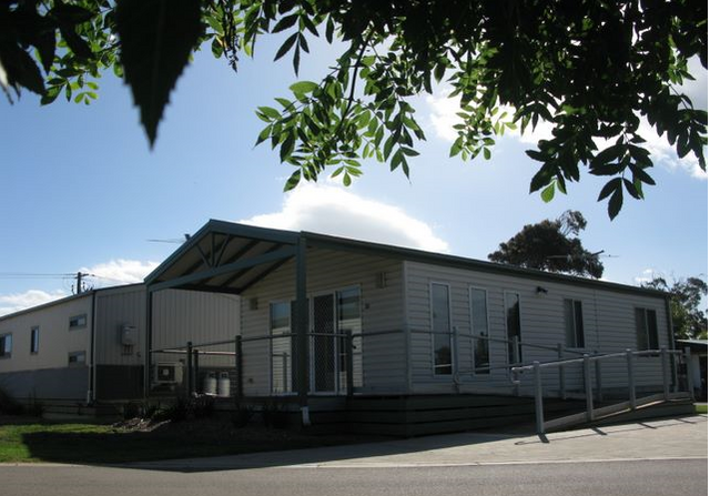 Werribee South Caravan Park - Lightning Ridge Tourism