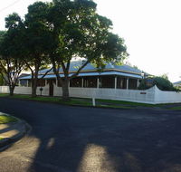 Whalers Cottage B  B - Lightning Ridge Tourism