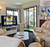 WOMBATS BB - Apartments - AAA 3.5 rated Gosford - Lightning Ridge Tourism